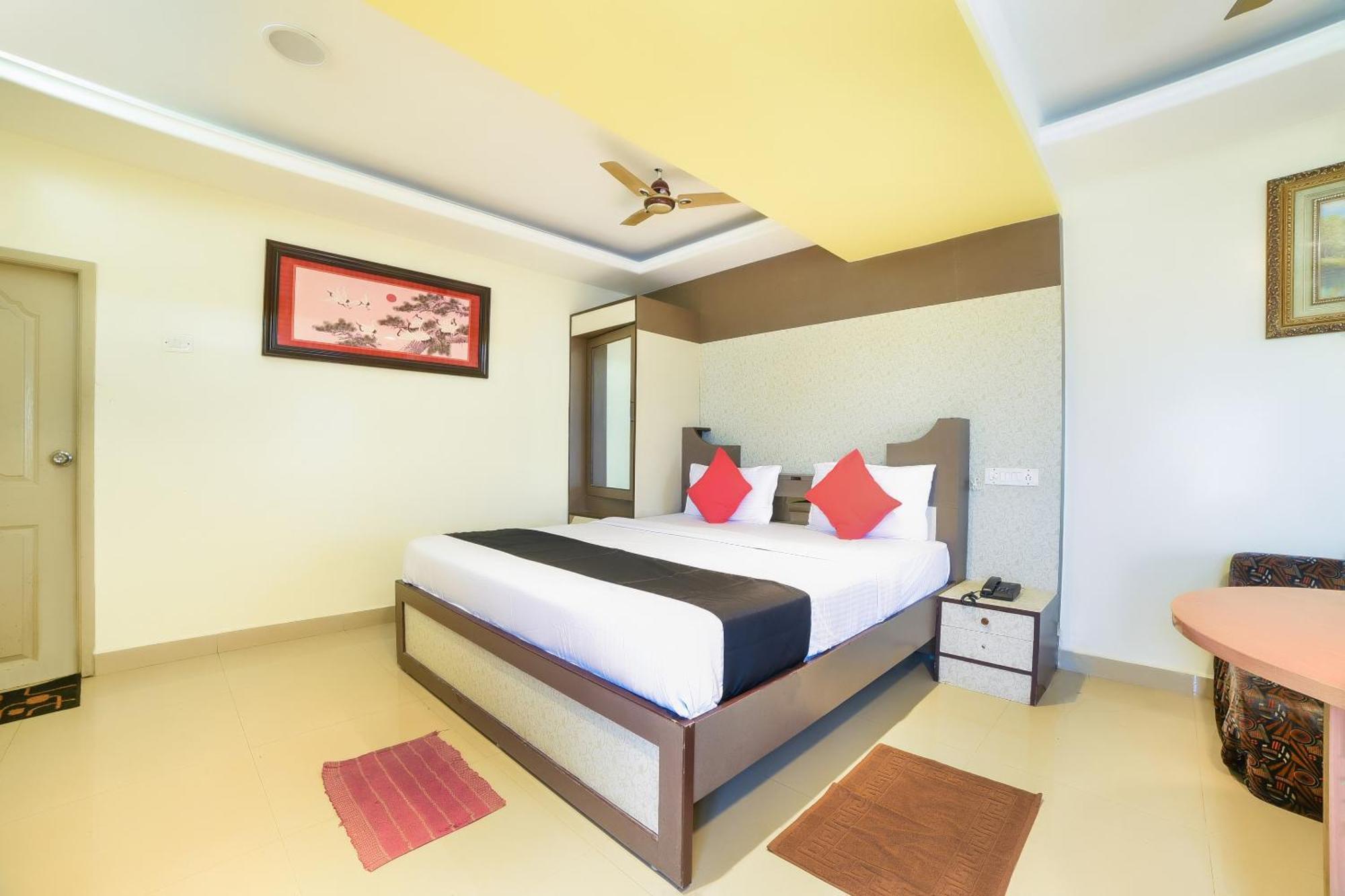 Collection O Bp Ecr Hotel